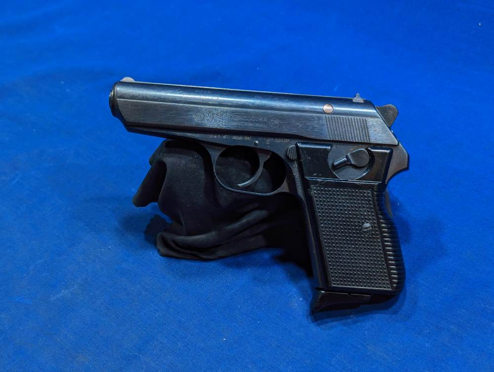 CZ 50 Vz. 50 First-Year 1950 Strakonice .32 ACP - Matching, 95%+, 2 Mags-img-3