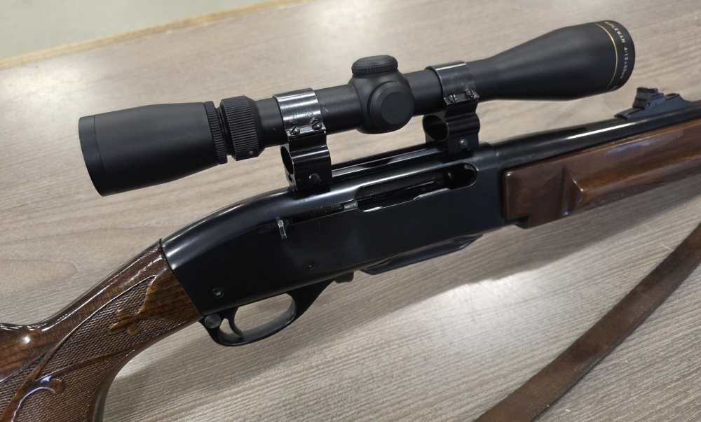 Remington Model 7400 Semi Auto .30-06 22" W/Leupold Scope-img-12
