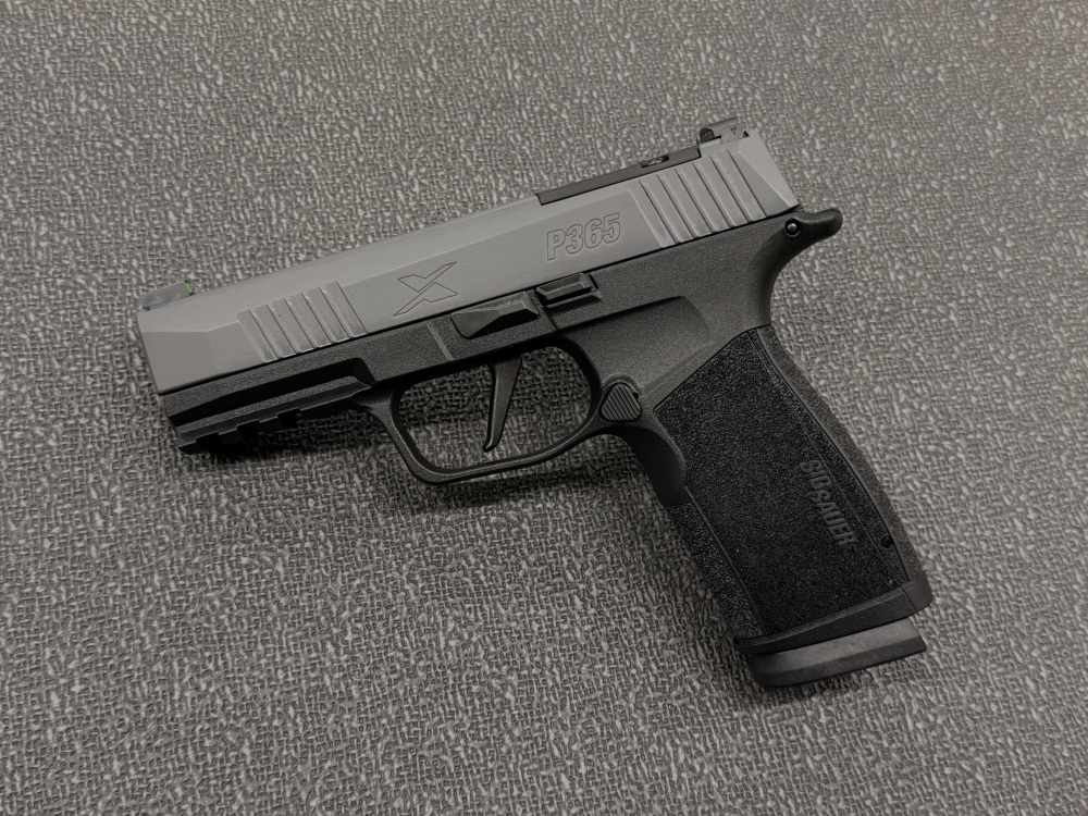 Sig 365X Macro TACPRO 9mm GRAY Pistol 5 Mags & Bag 365XCA-9-GYXR3-TACPRO-img-1