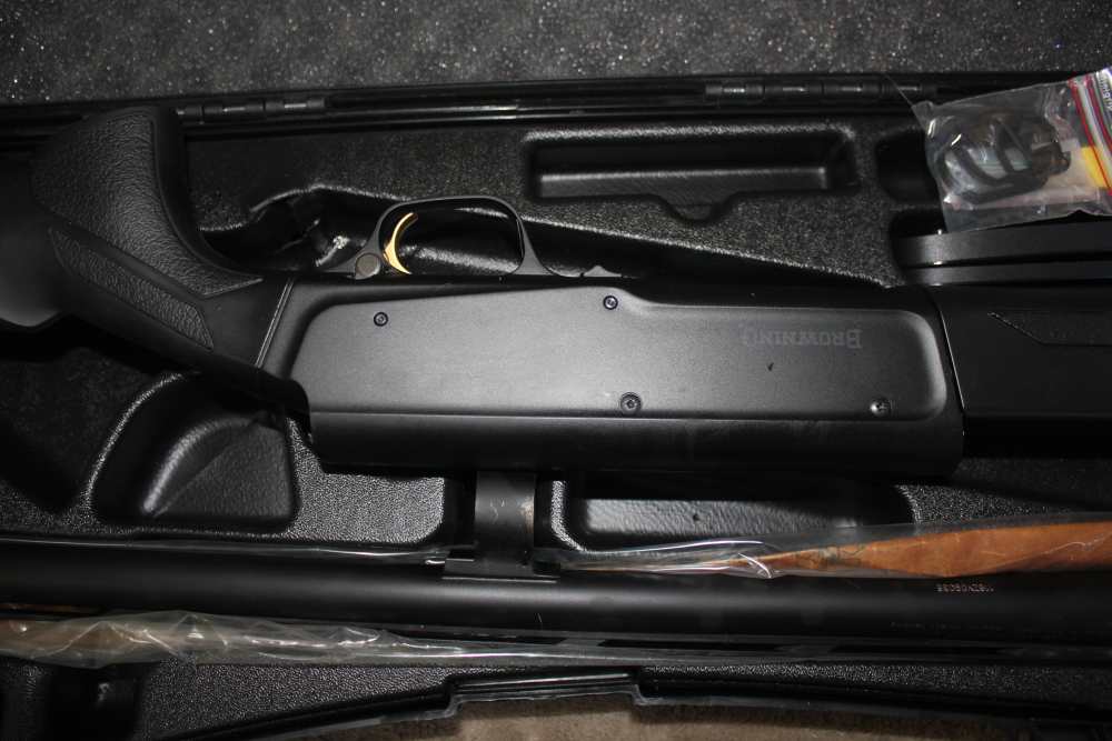 Browning A5 12Ga 28in NEW in Factory Case-img-8