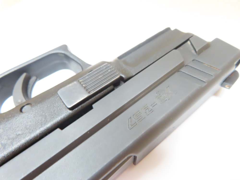 Springfield XD-357  Semi-Automatic .357 SIG Pistol 4" Barrel – Excellent -img-13