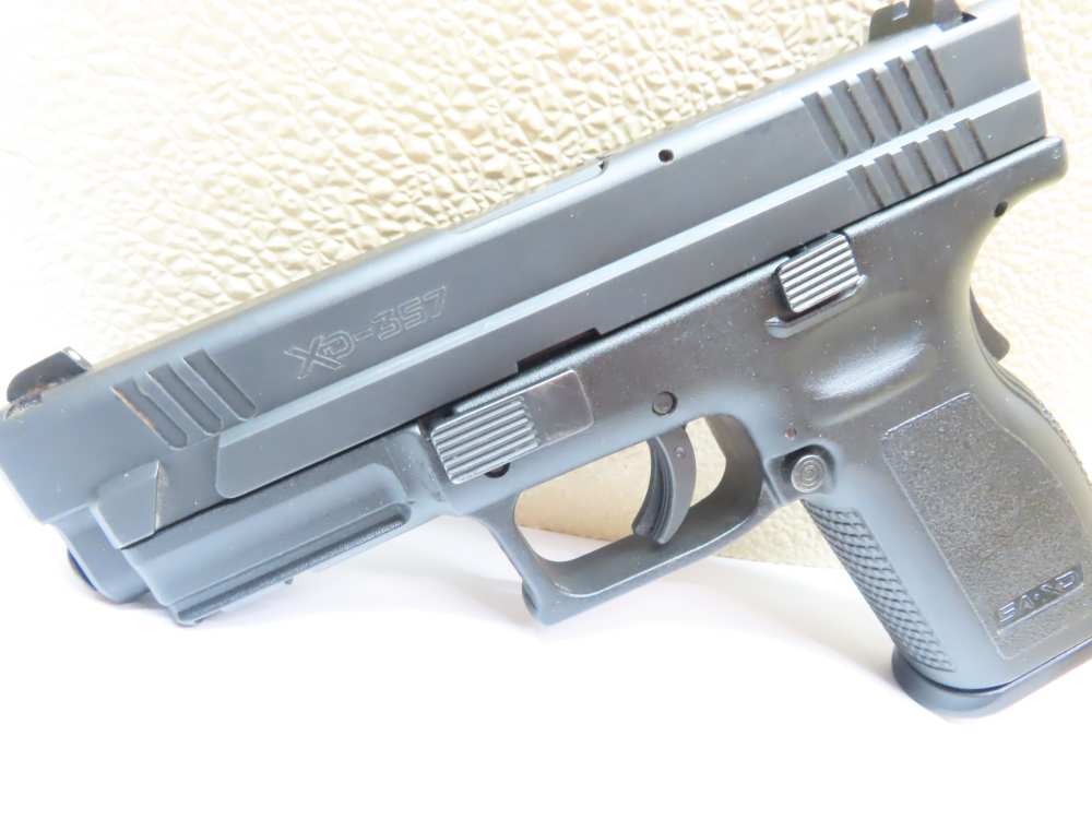 Springfield XD-357  Semi-Automatic .357 SIG Pistol 4" Barrel – Excellent -img-5