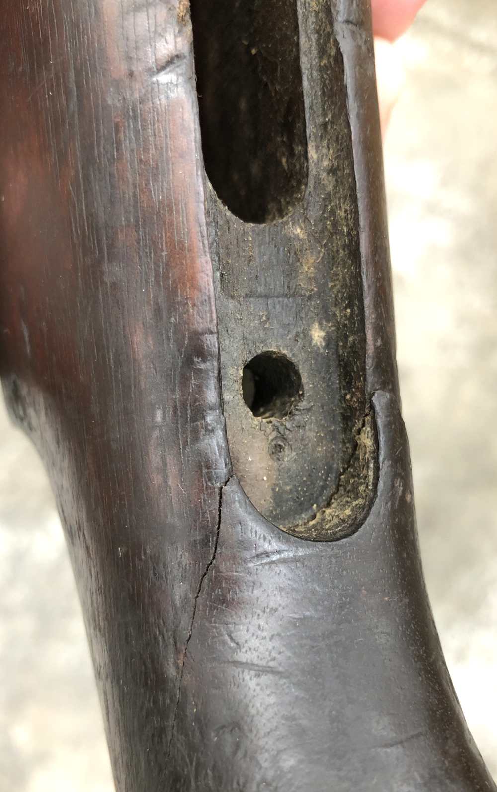 Italian Beretta 38a 9mm SMG Stock Cracked-img-2