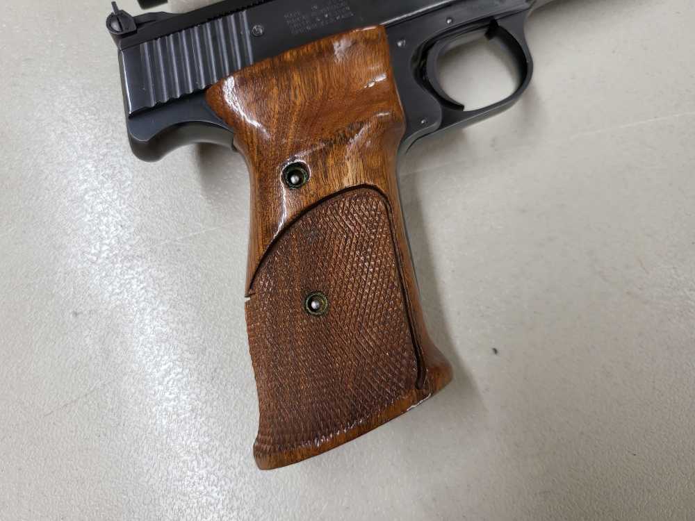 Smith & Wesson Model 41 22 LR-img-3