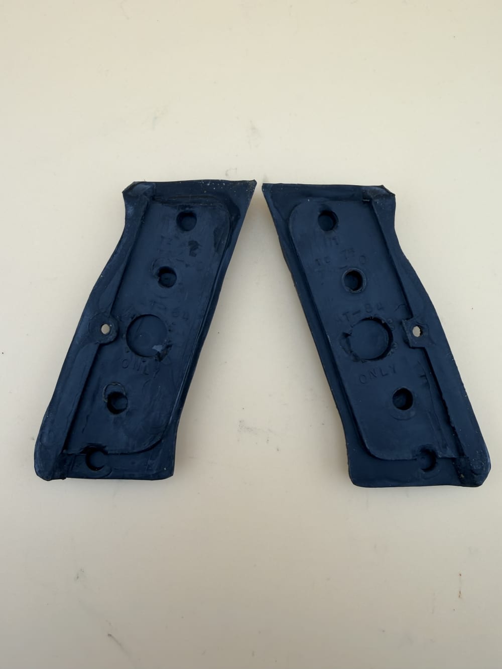 Pachmayr TZ-75 Sure-Grip for CZ-75 clones. AT-84 -img-1