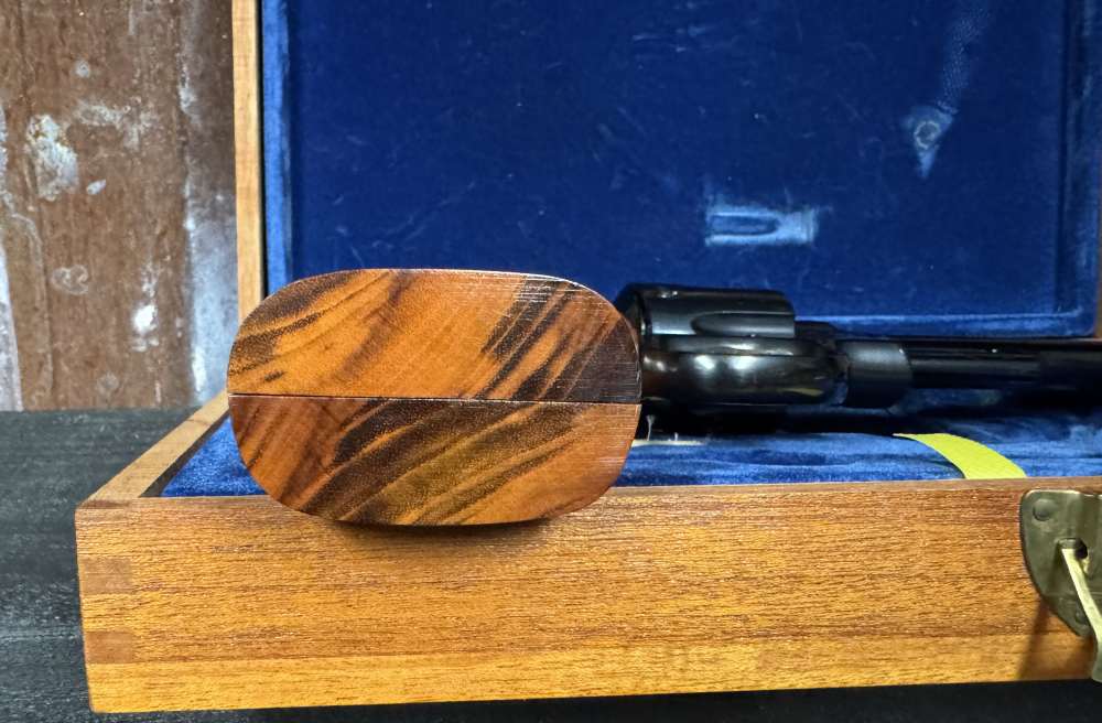 SMITH AND WESSON 27-2 6" 357 MAG W/PAPERS AND PRESENTATION CASE-img-6