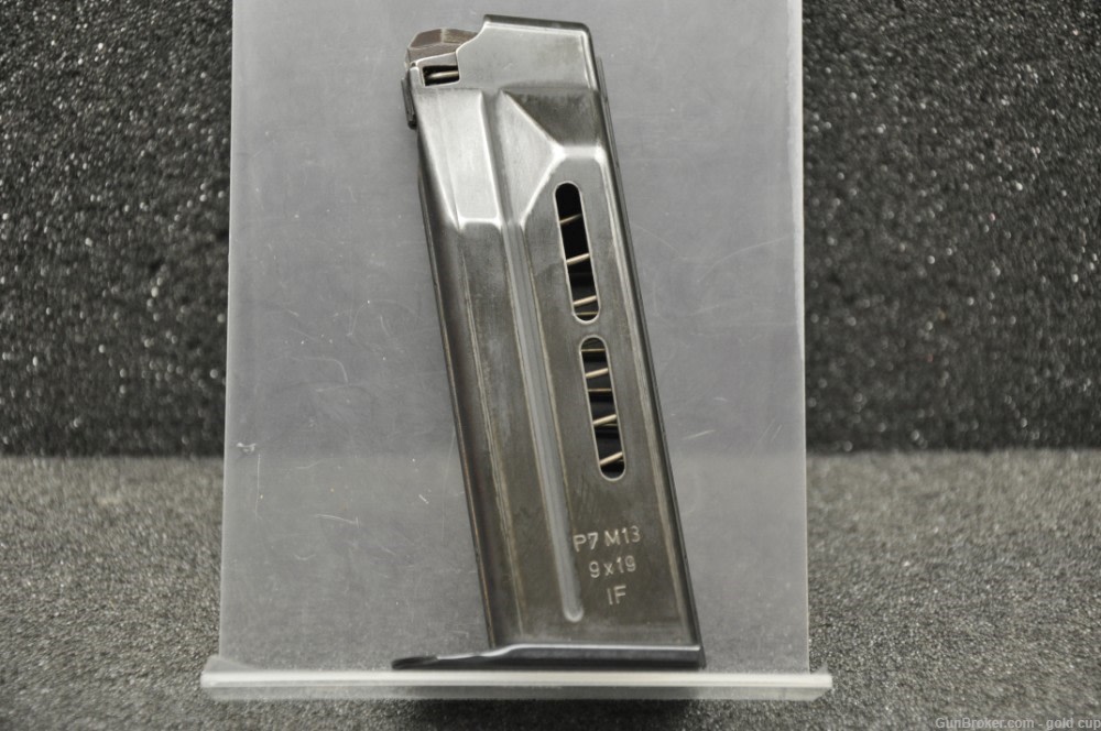 HK P7 M 13 Factory Original 13 RD Magazine Date Code IF MAG #2-img-0