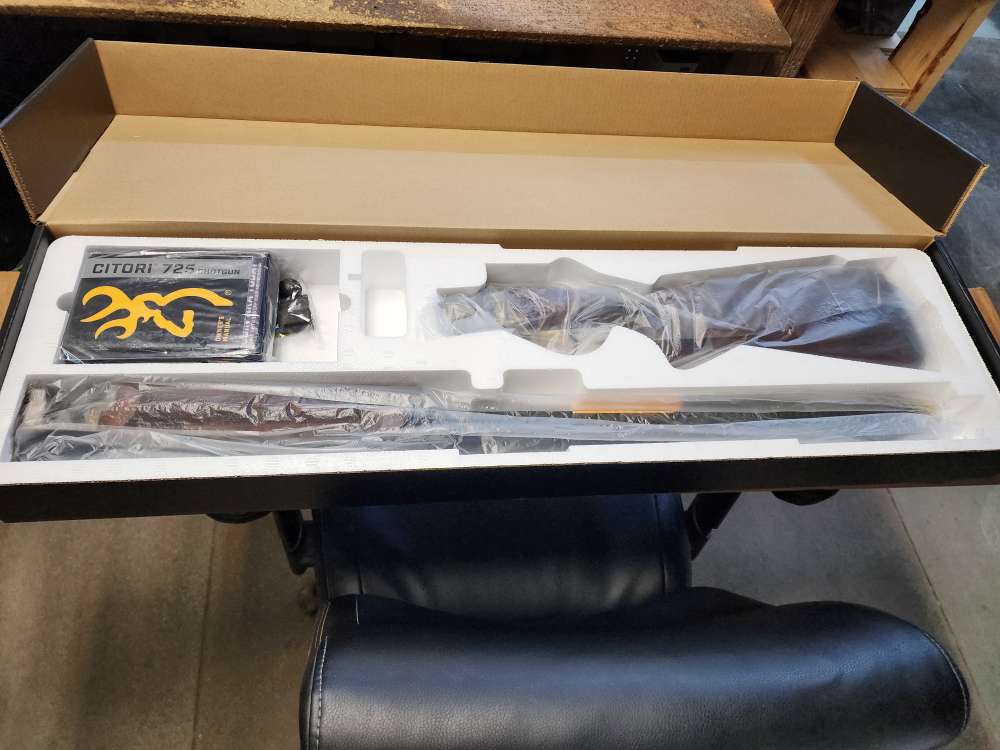 PICS! NEW BROWNING CITORI 725 SPORTING 20 GA 32" PORTED WALNUT 32 SHOTGUN-img-2