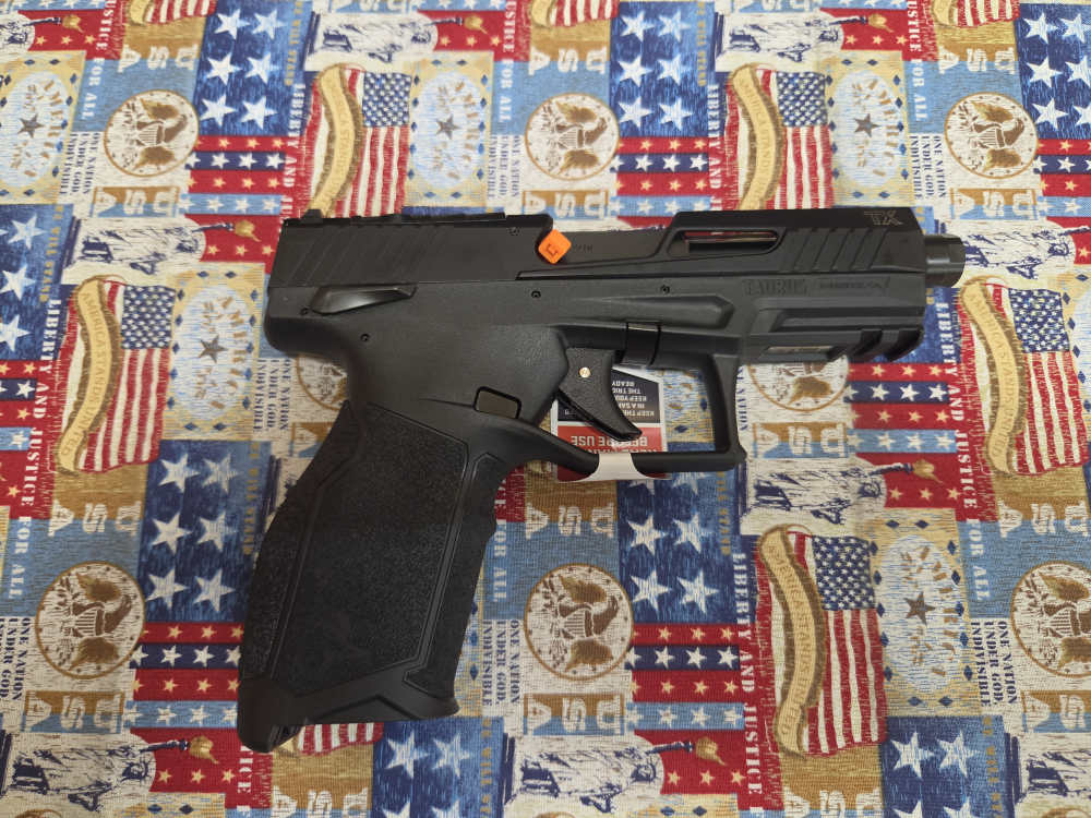TAURUS TX22 G2 22LR 1-2TX22P141 22 LR TAURUS FRT READY 3 MAGS -img-2