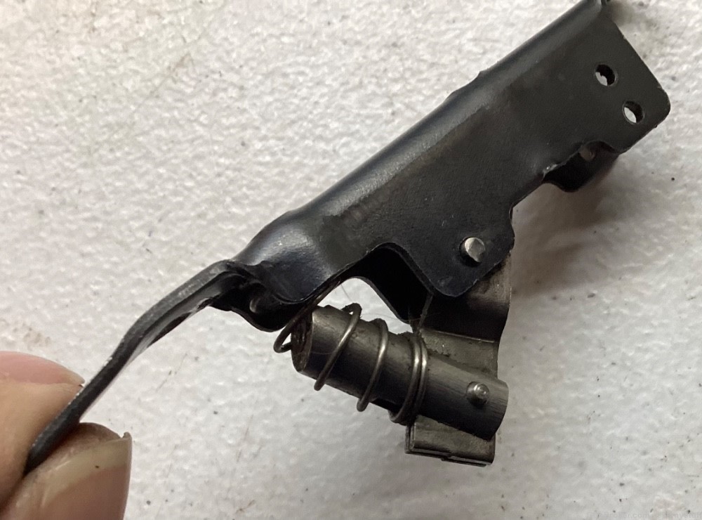 Savage Stevens 6DL-M , 22LR Semi & Bolt ,TRIGGER RELEASE HOUSING ASSEMBLY -img-6
