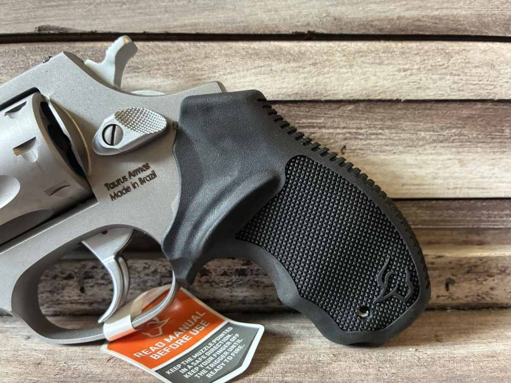 NIB Taurus 942 22MAG SS/SS 2" 8RD 2-942M029 In Stock-img-9