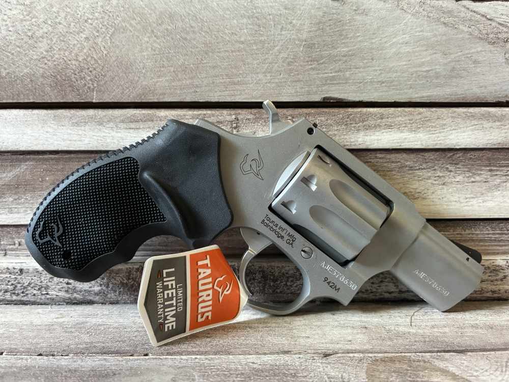 NIB Taurus 942 22MAG SS/SS 2" 8RD 2-942M029 In Stock-img-2