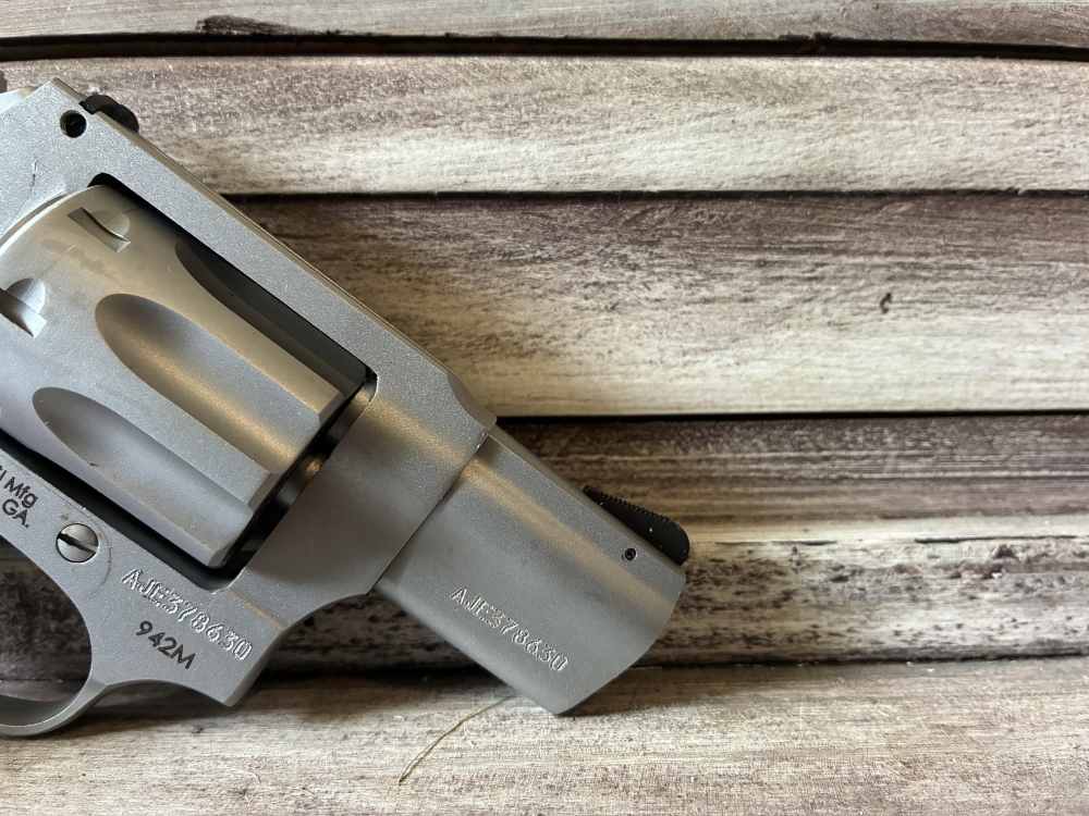 NIB Taurus 942 22MAG SS/SS 2" 8RD 2-942M029 In Stock-img-5