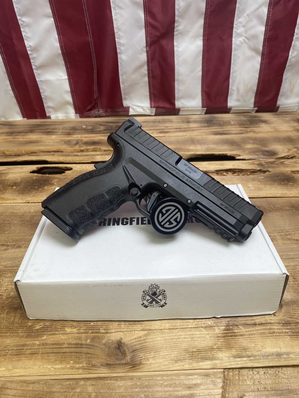 *Brand New* 4" Optic Ready Springfield XD Mod.3 Defender w/ 16 Rd Magazine-img-0