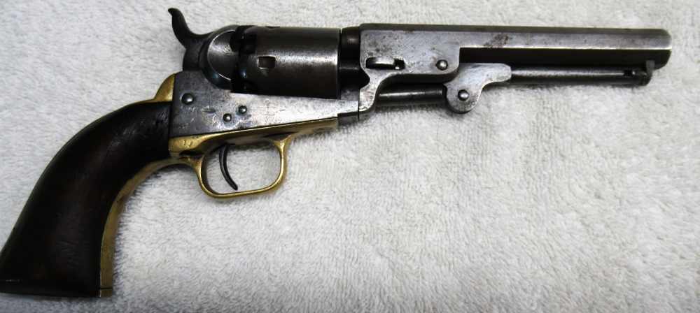 Colt Model 1849 Pocket Revolver 31 Cal,5 Shot, Serial number 32886 ( 1852 )-img-1