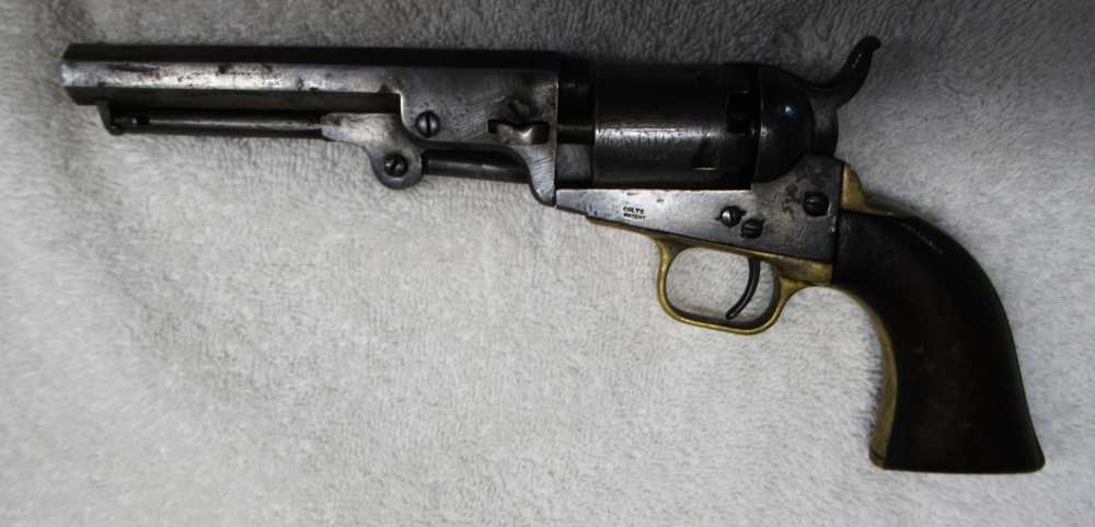 Colt Model 1849 Pocket Revolver 31 Cal,5 Shot, Serial number 32886 ( 1852 )-img-0