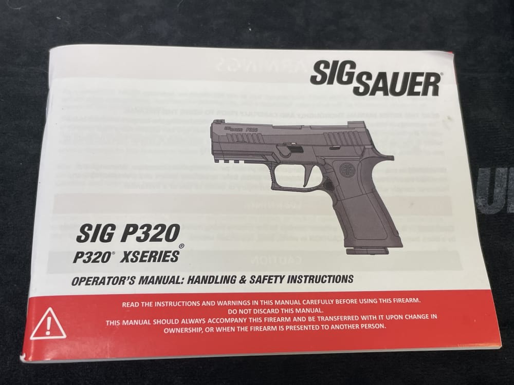 Sig Sauer P320 AXG Classic Custom Works 9mm 3.9" P-320 +2 MAGS & ORIG CASE-img-17