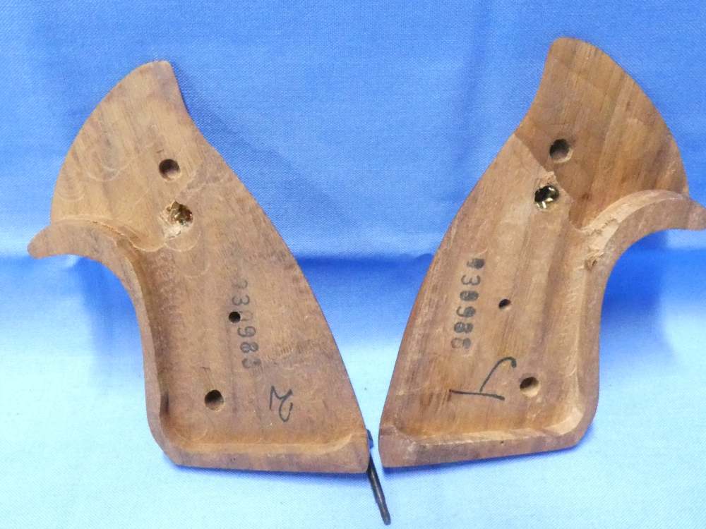 1-SET VINTAGE FACTORY OEM COLT TROOPER MKIII WOOD GRIPS W/SCREW *MINT*-img-3