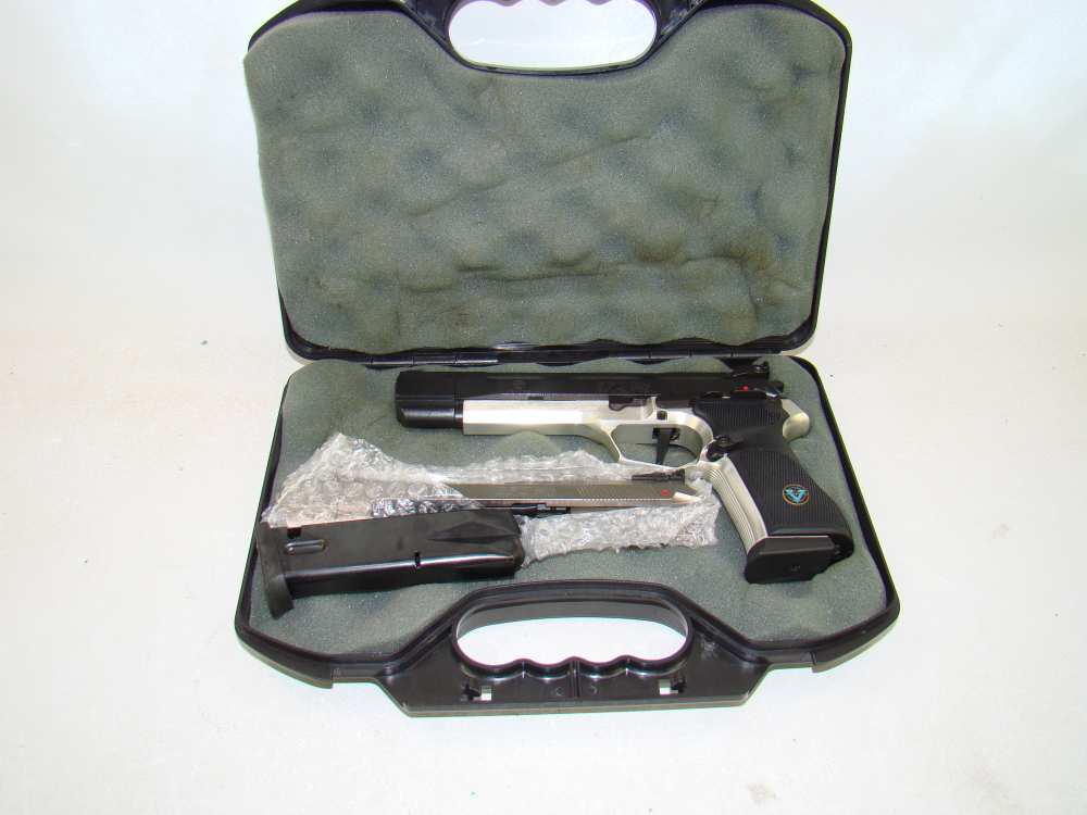 VEKTOR SP1 Pistol 9mm Made in So Africa-img-8
