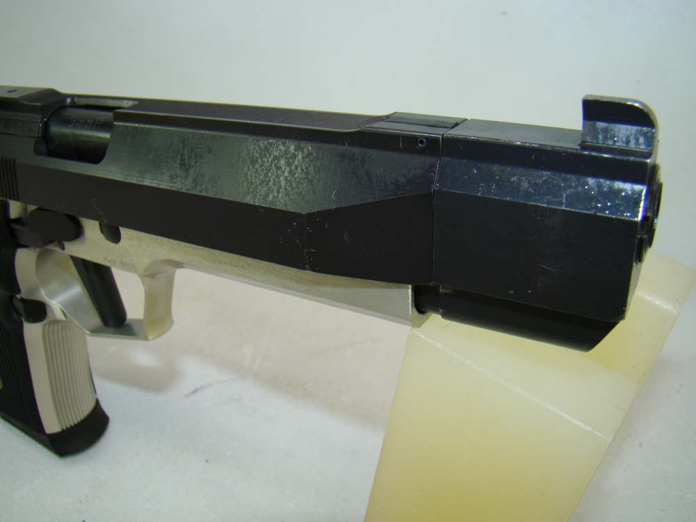 VEKTOR SP1 Pistol 9mm Made in So Africa-img-9