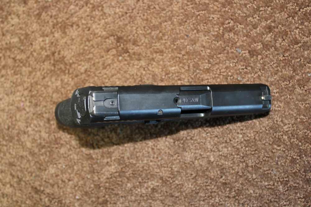 smith & wesson  m&p40c 40 s&w stainless slide-img-2