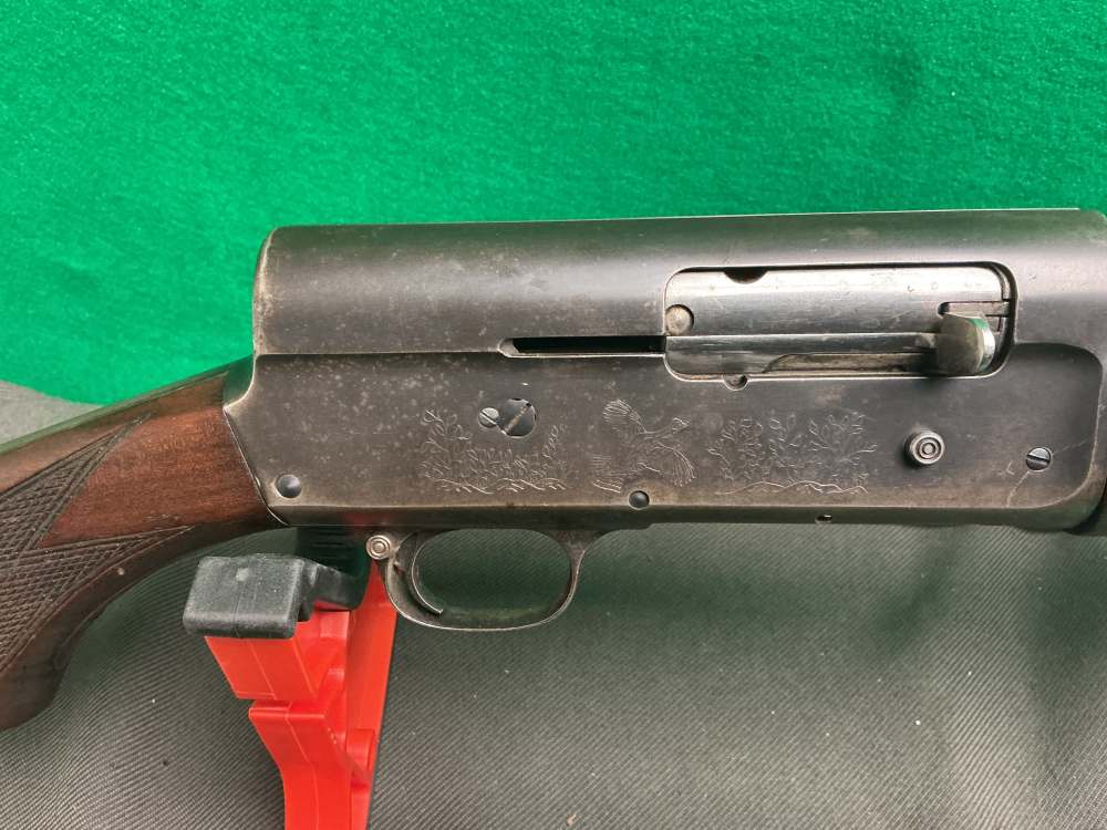 Savage Auto Three Shot 12 ga. Semiautomatic shotgun-img-1