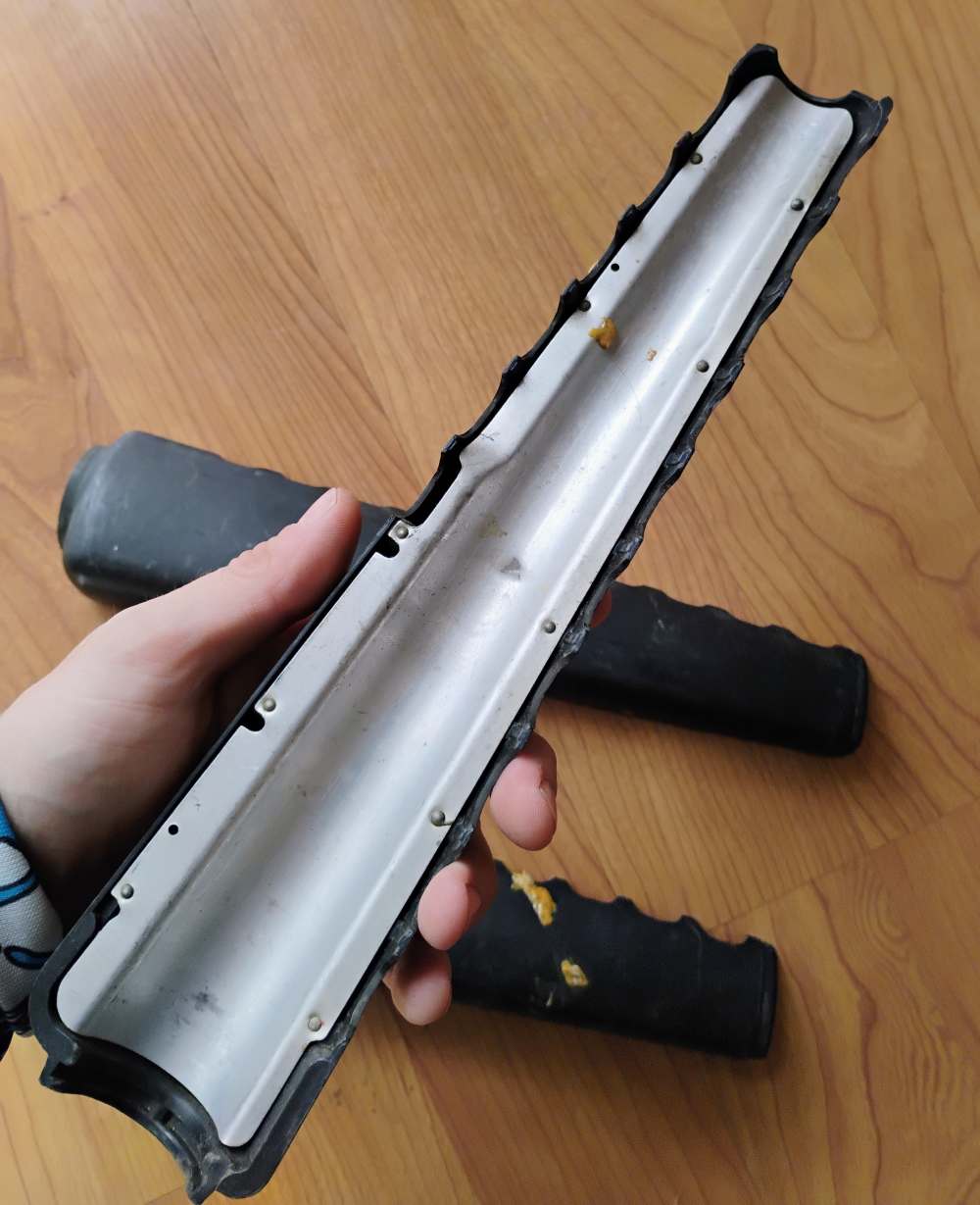 M16 A1 Style Rifle Triangular Handguard - Right Side Only - Needs Cleaned-img-6