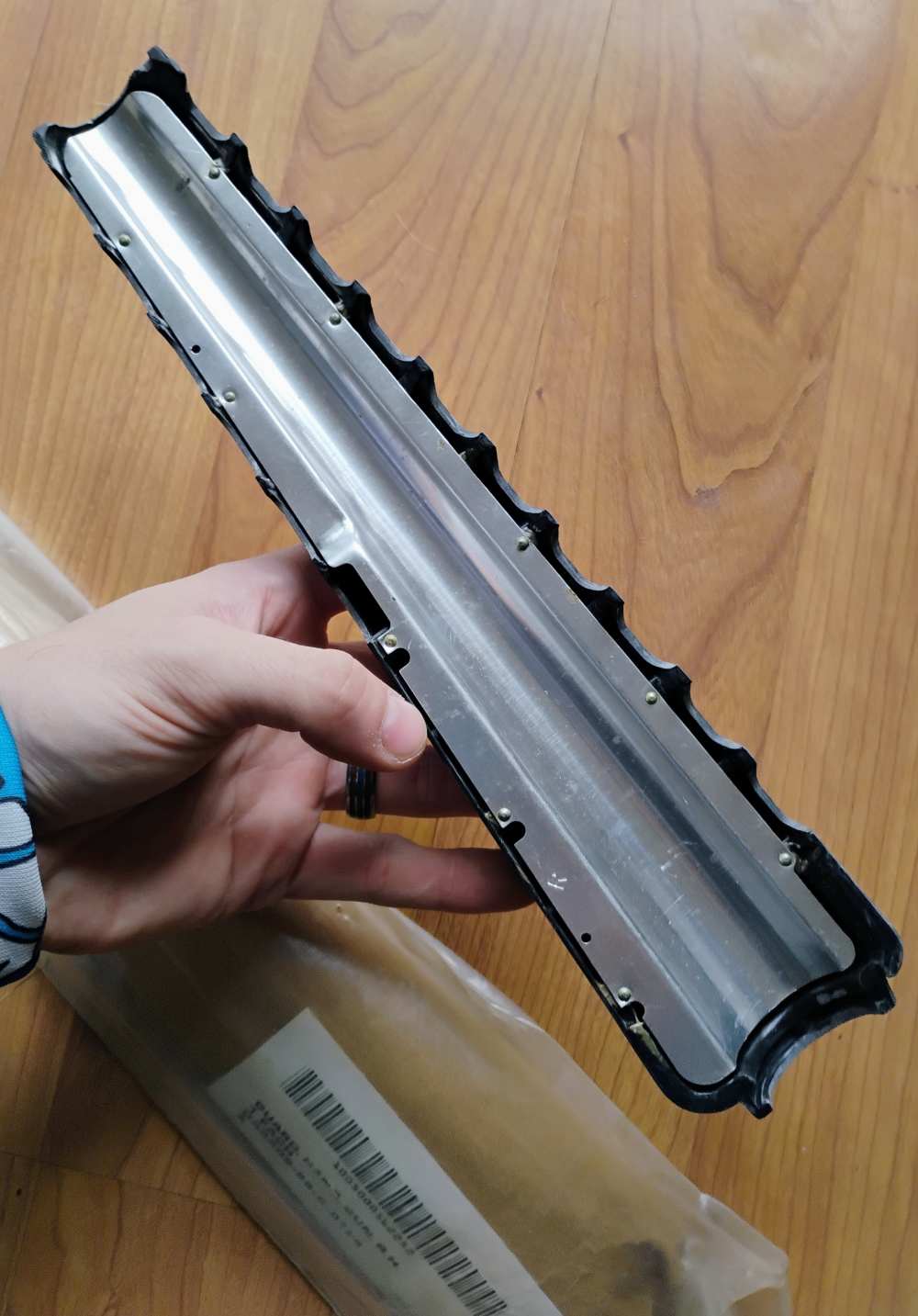 M16 A1 Style Triangular Handguard - NEW IN WRAP - Right side only-img-3