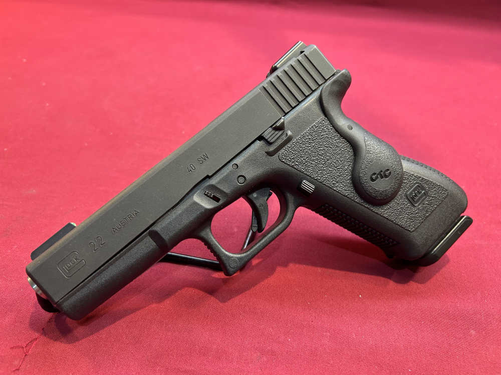 Glock 22 gen 2 .40 s&w  with custom barrel and laser mint!-img-4