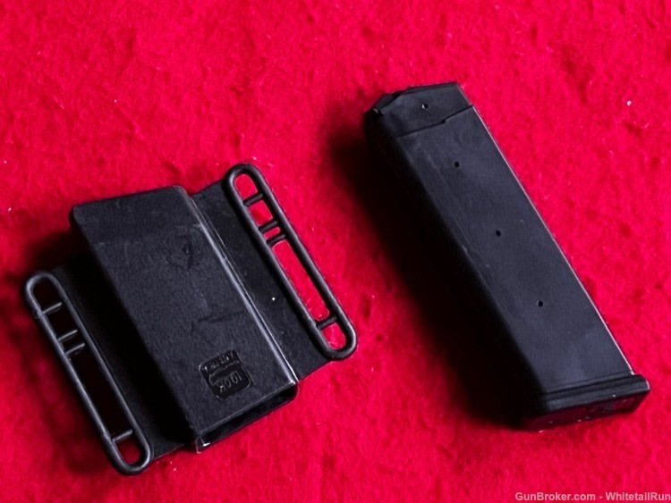 FACTORY GLOCK VINTAGE 17-RD, "U"-BACK GEN 1 9MM MAGAZINE MODELS 17-PRE-BAN-img-1