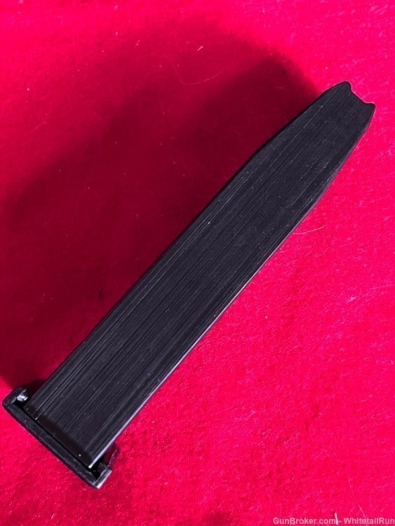 FACTORY OEM TANFOGLIO EEA WITNESS 9MM 17-ROUND BLUED STEEL MAGAZINE-USED-img-1