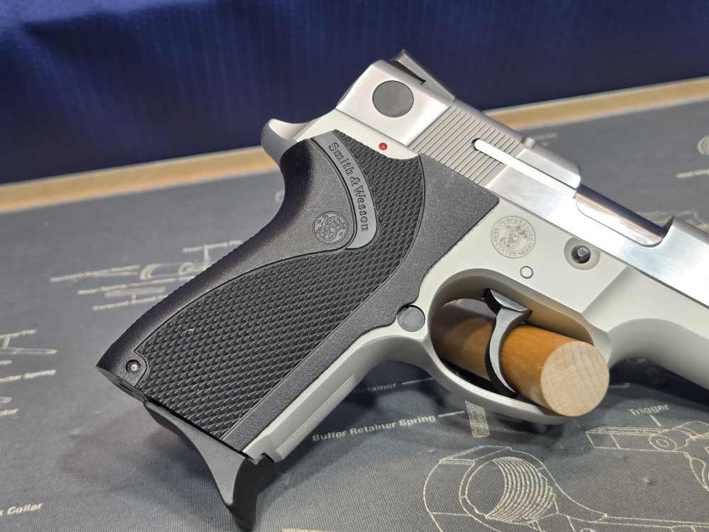 Smith & Wesson 4006 Shorty Forty Lew Horton .40 S&W 9 Round 3.5"-img-5