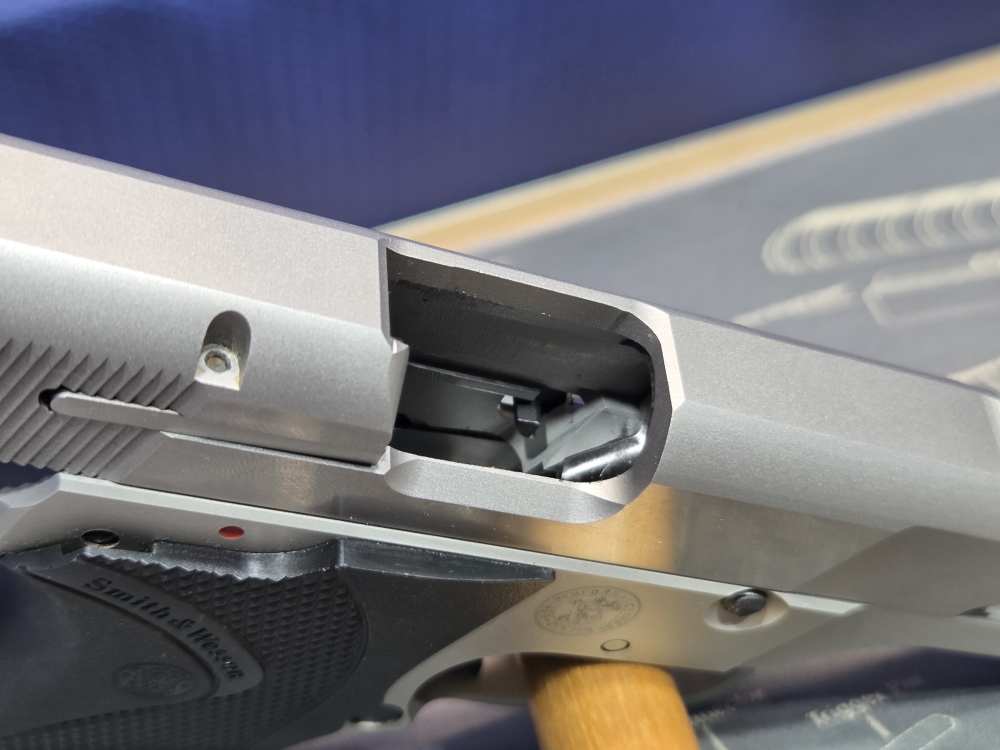 Smith & Wesson 4006 Shorty Forty Lew Horton .40 S&W 9 Round 3.5"-img-9