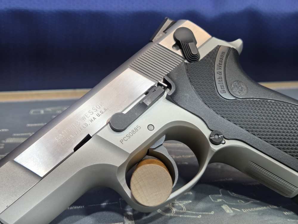 Smith & Wesson 4006 Shorty Forty Lew Horton .40 S&W 9 Round 3.5"-img-2