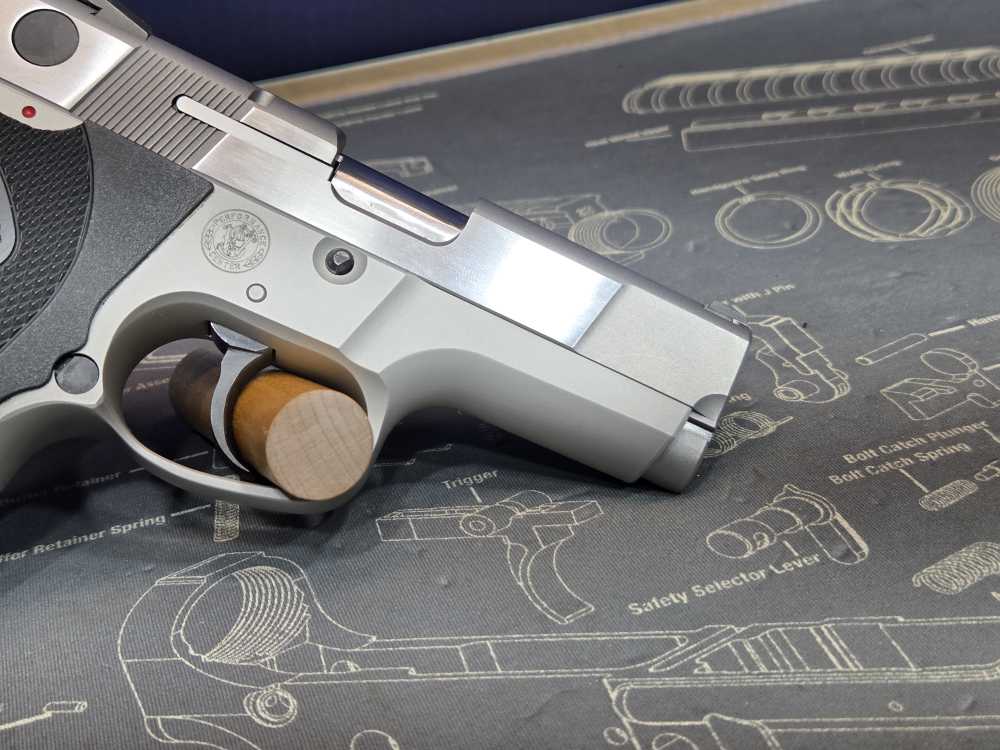 Smith & Wesson 4006 Shorty Forty Lew Horton .40 S&W 9 Round 3.5"-img-7