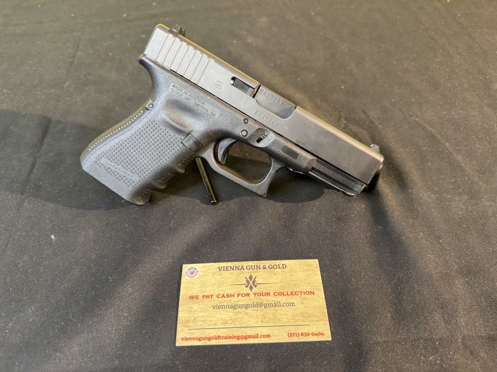 USED GLOCK 19 GEN 4 26070048-img-1