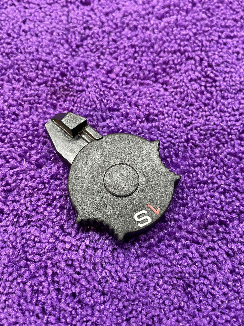 FN PS90/P90 SAFETY SELECTOR SWITCH SEMI AUTO, SAFE 5.7 X 28MM Used Parts-img-0