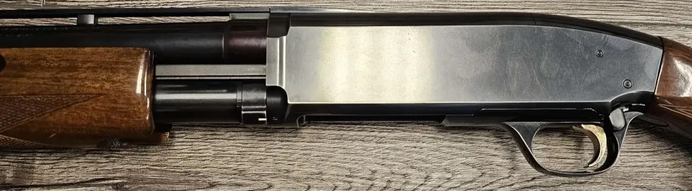 Browning Invector BPS 12GA W/ Soft Case -img-4