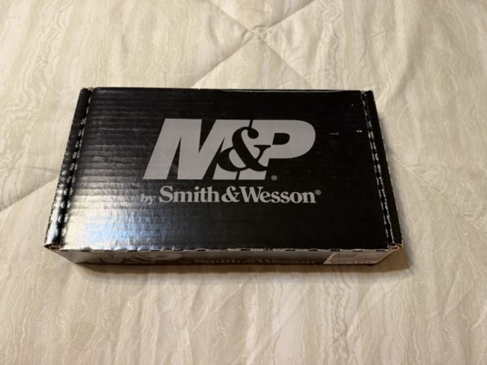 S&W 9 Shield M2.0 TS Red Laser 3.125" Barrel 9mm NIB-img-3