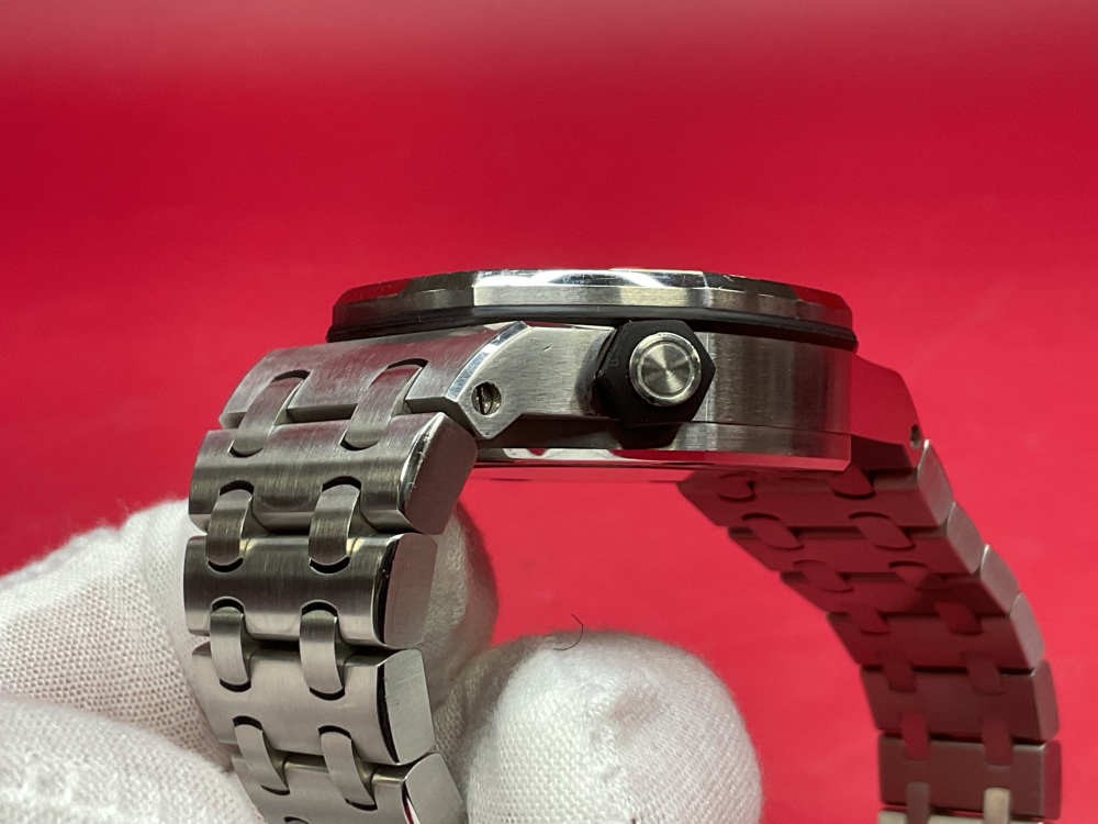 AUDEMARS PIGUET ROYAL OAK OFFSHORE DIVER 42MM 15710ST.OO.A002CA.01-img-21