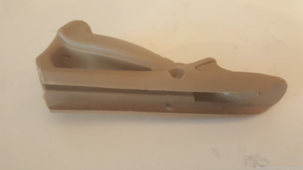 Angled Tactical Rifle Grip Tan Colored Comes With Tools To Mount -img-2