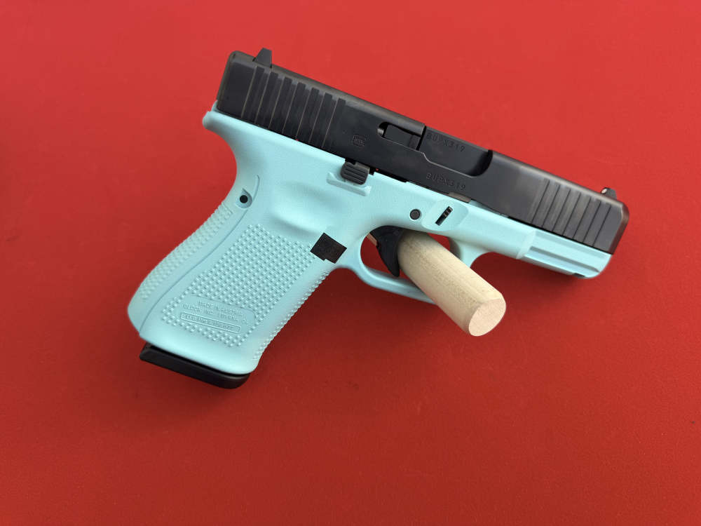 Glock 19 GEN 5 9mm 4.02" Semi Auto Robins Egg Blue 9MM Pistol NEW IN BOX-img-5