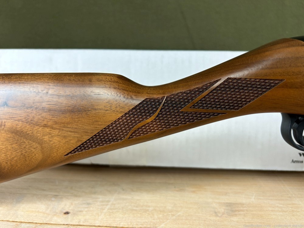 Ruger 10/22 Rifle As New LNIB Special Edition "Nice Wood" 22 LR SKU 01215-img-17