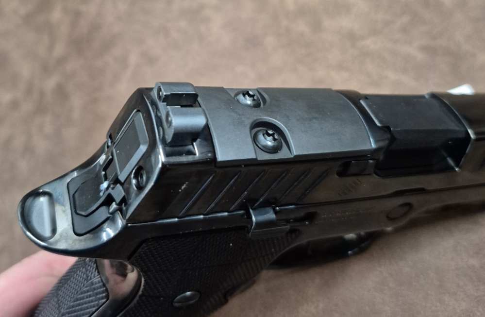 NIB SIG SAUER 320SXGF-9-SW-RES 9MM 3.9" CASE-img-4