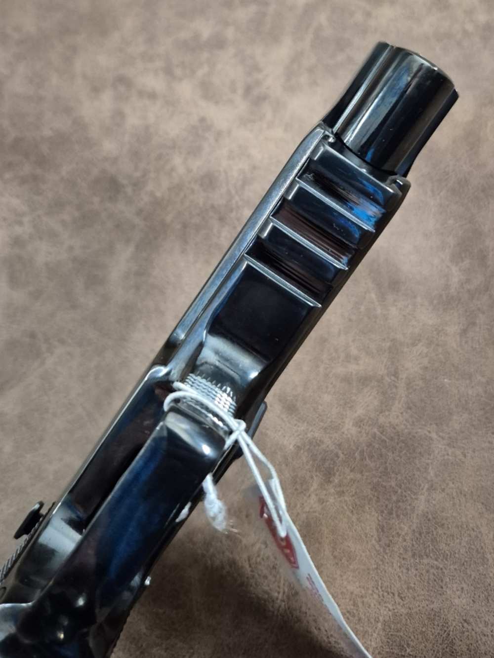 NIB SIG SAUER 320SXGF-9-SW-RES 9MM 3.9" CASE-img-11