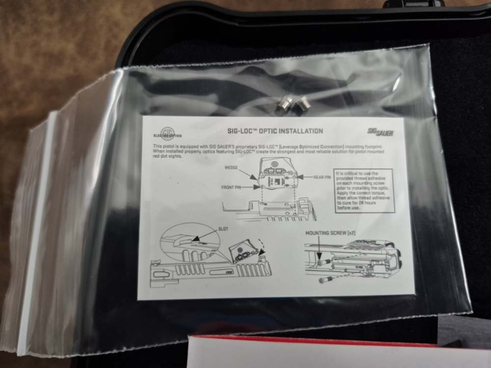 NIB SIG SAUER 320SXGF-9-SW-RES 9MM 3.9" CASE-img-21