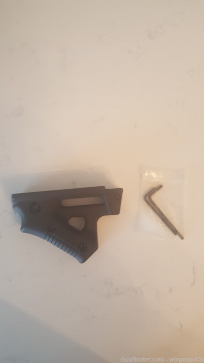 Angled Tactical Grip Black Free Shipping-img-0
