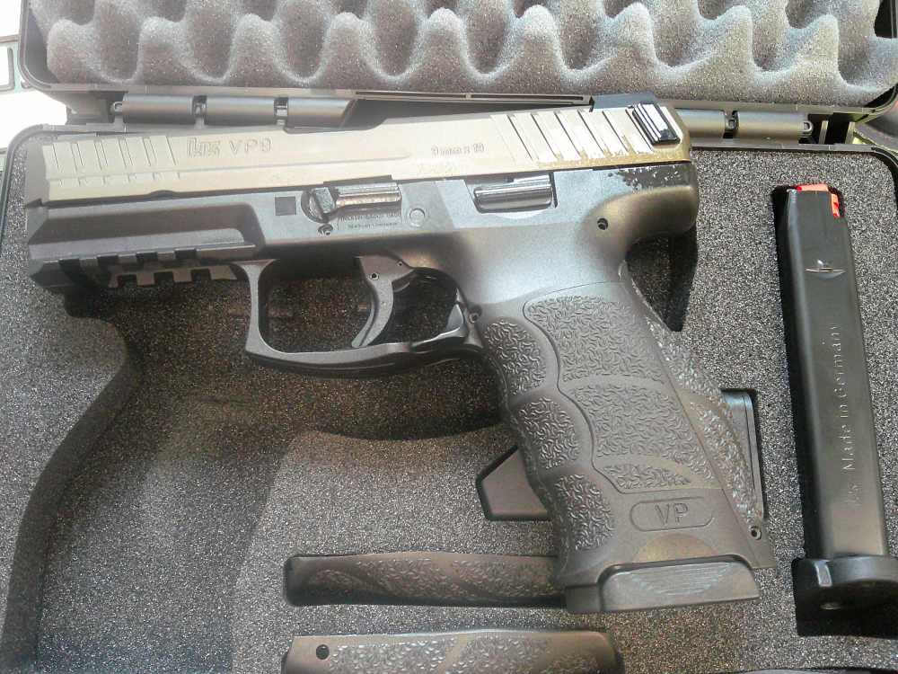 Heckler and Koch VP9 Midnight Bronze 9mm 4.09" Barrel 17-Rounds 3-Dot Sight-img-1