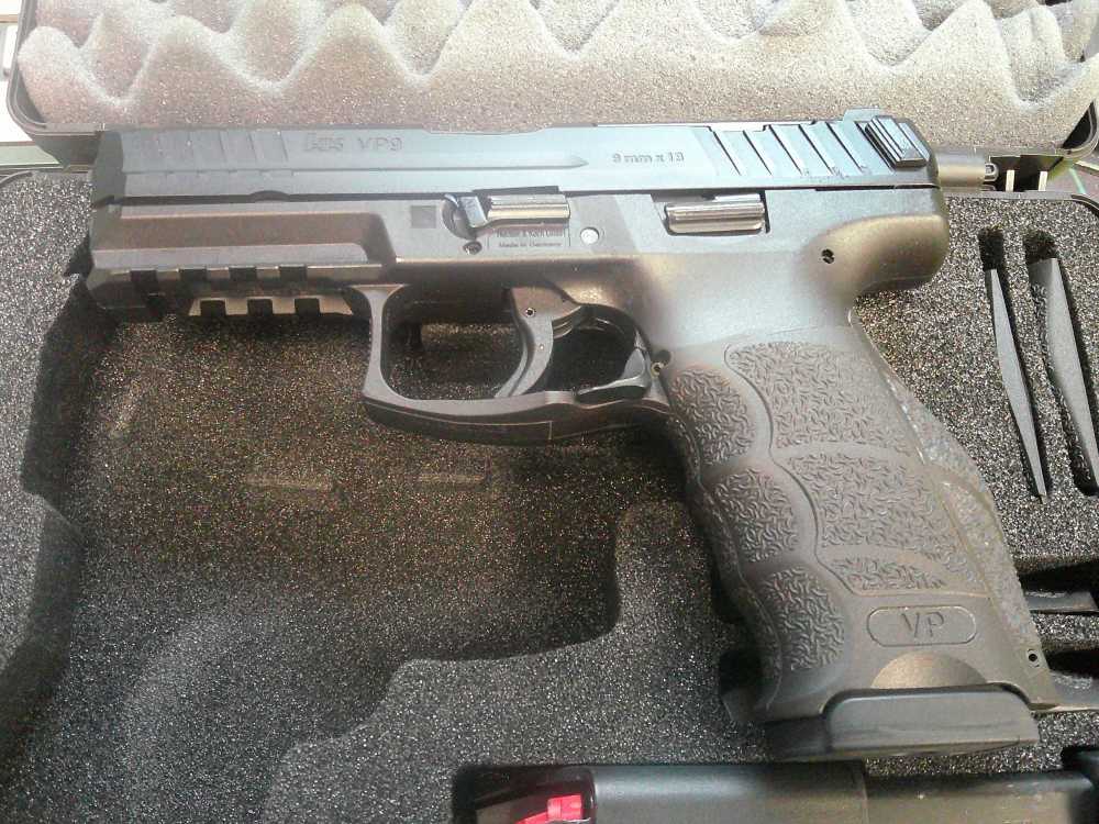 HK VP9, Optics Ready, 9mm Pistol w/ (2) 10rd Mags-img-1