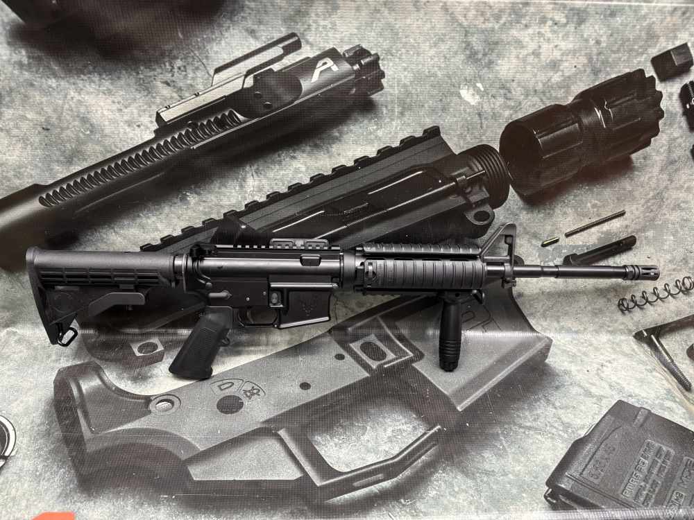 Left Hand Colt M4 SOCOM retro clone 16" 5.56 rifle Quad Stag-15 -img-11